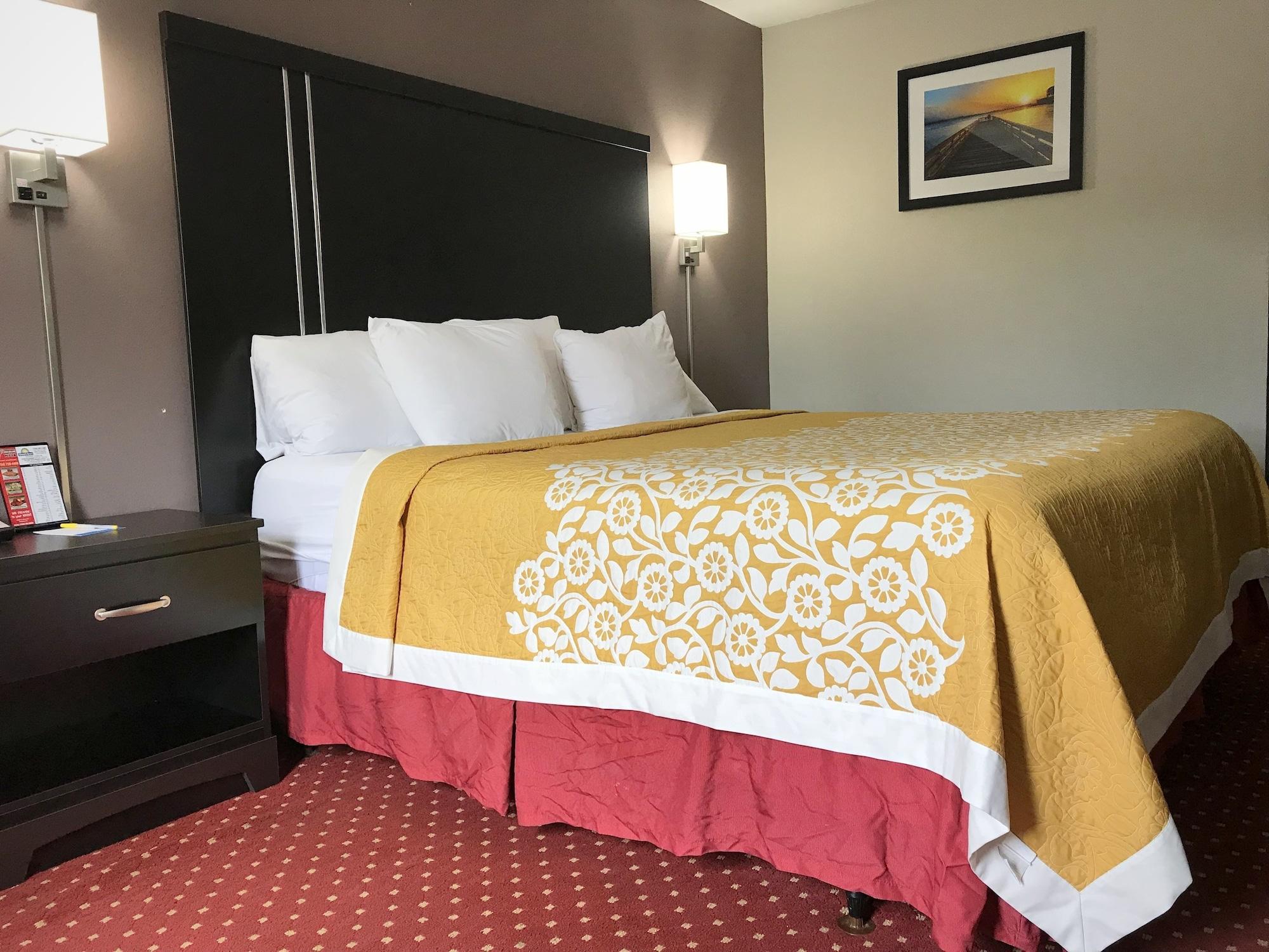 Days By Wyndham Canton Detroit Hotel Livonia