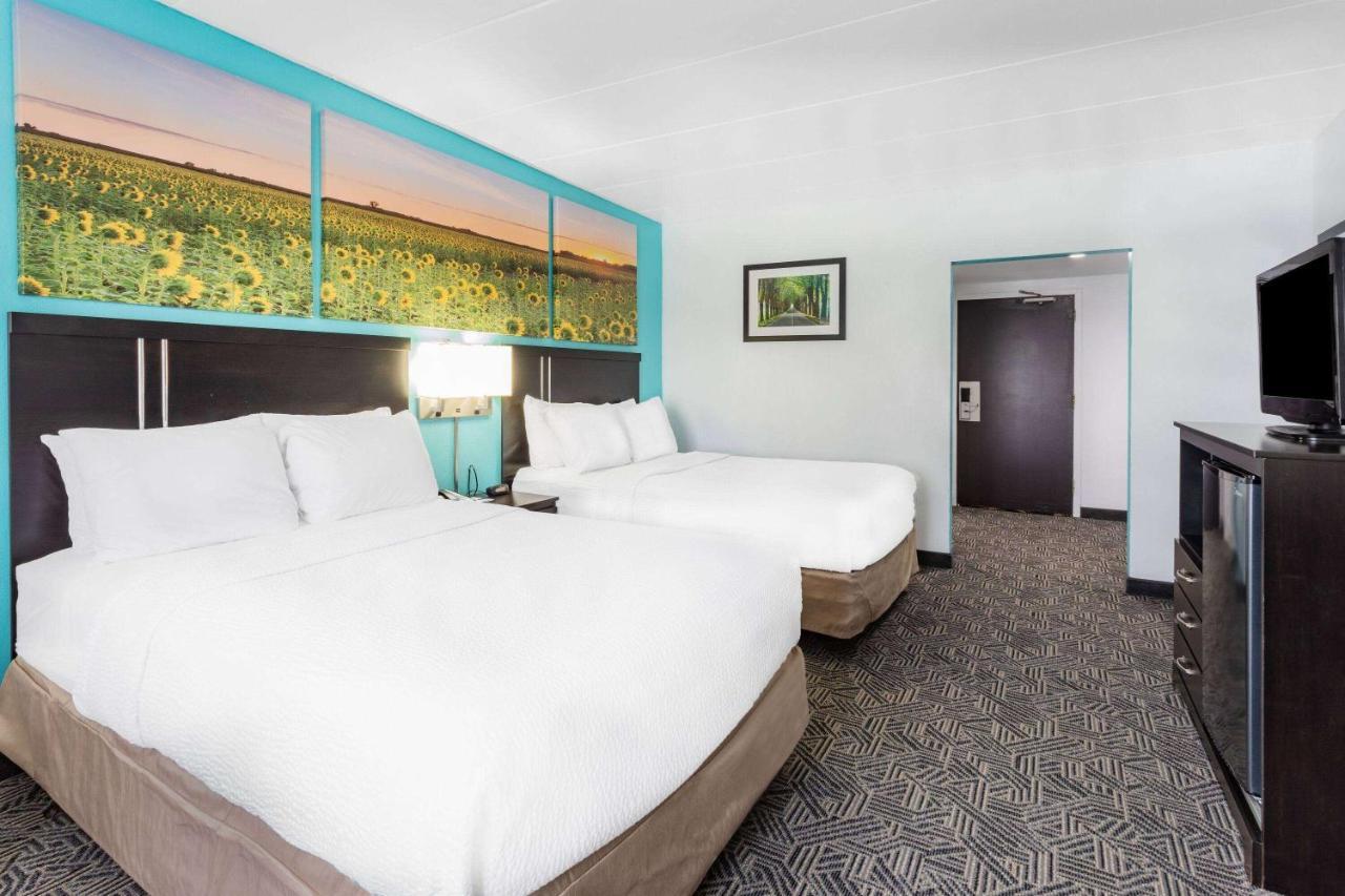Hotel Days By Wyndham Canton Detroit