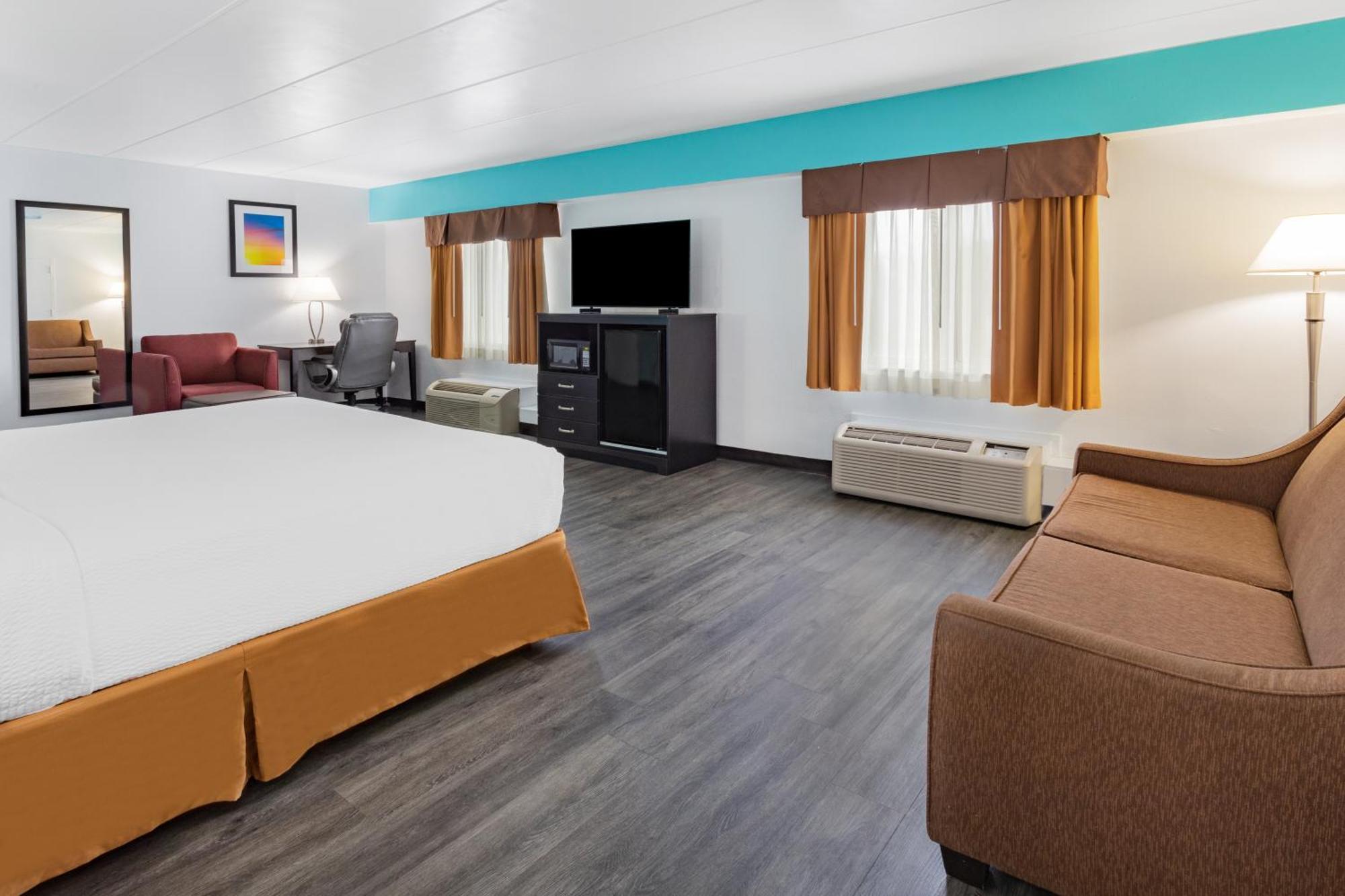 Days By Wyndham Canton Detroit 2*