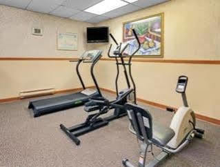 Hotel Days By Wyndham Canton Detroit 2*
