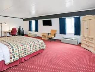 Days By Wyndham Canton Detroit Hotel