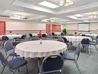 Hotel Days By Wyndham Canton Detroit
